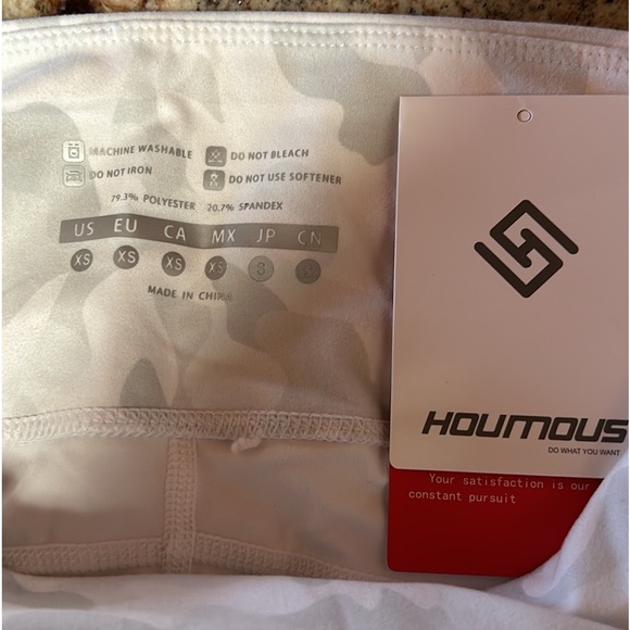 🔥3/$10🔥New Houmous light grey camouflage leggings- XS - Picture 8 of 11